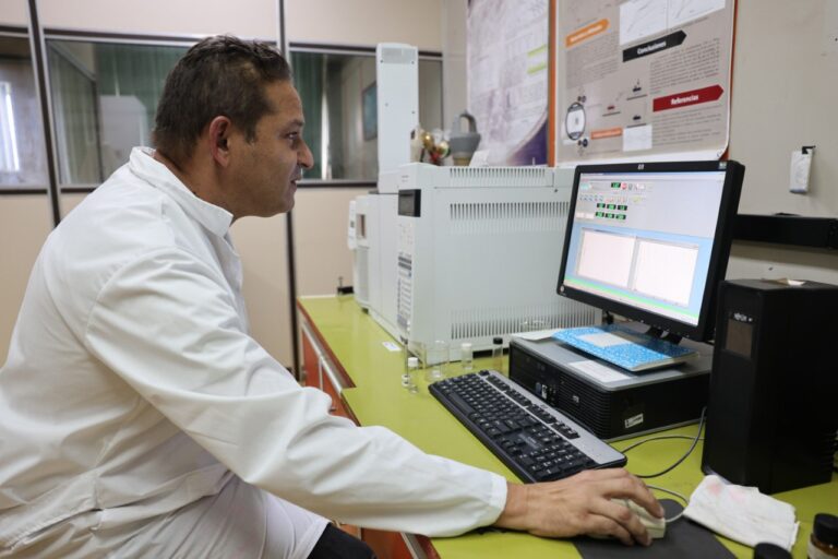 Molécula para combinar tratamiento de quimioterapia y radioterapia. Álvaro Álvarez Aular