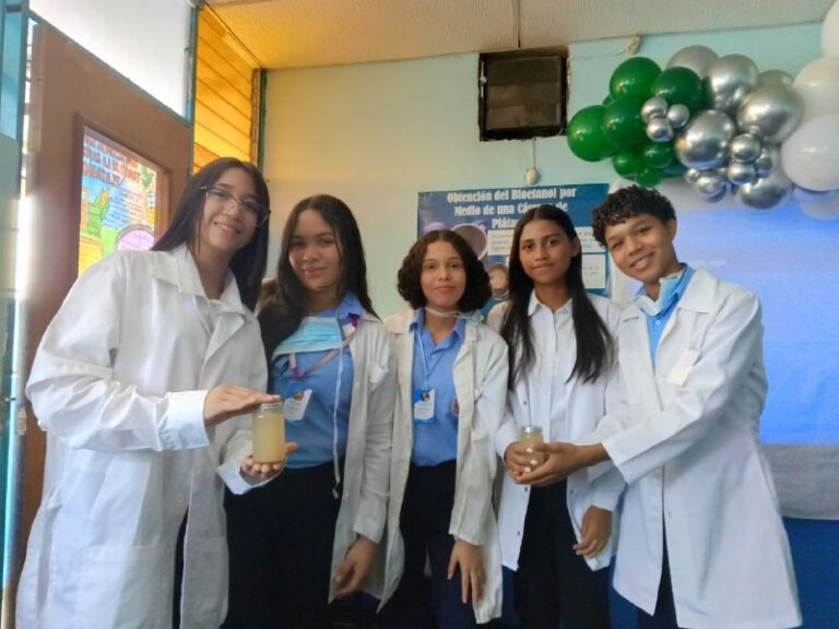 La U.E. El Apóstol (7)