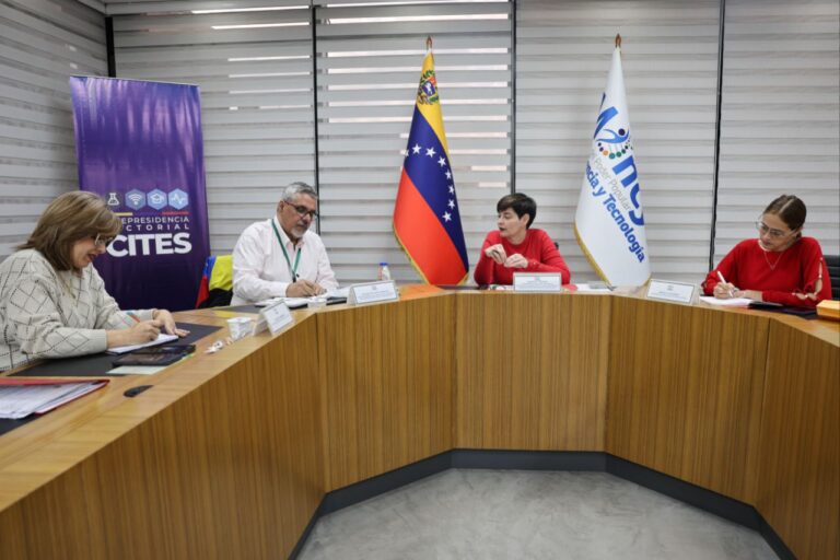 Vicepresidencia Sectorial de Ciencia, Tecnología, Ecosocialismo y Salud revisa agenda para atender zonas afectadas por las lluvias