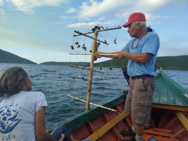 Mincyt evalúa proyectos productivos de la Red Científica y Tecnológica Acuícola en Sucre
