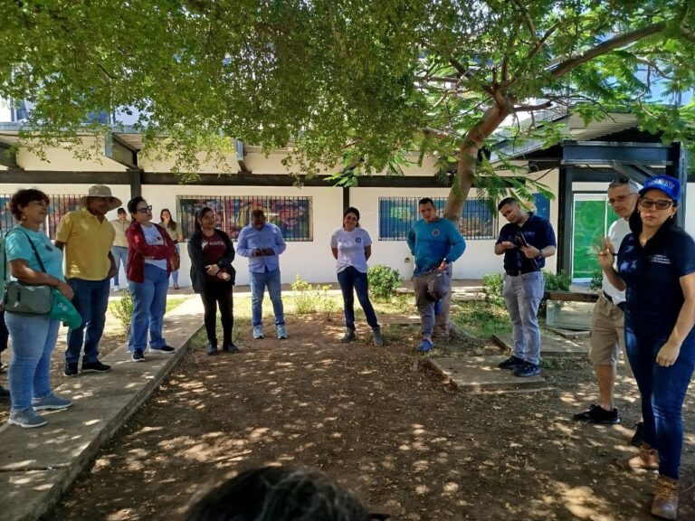 Mincyt evalúa proyectos productivos de la Red Científica y Tecnológica Acuícola en Sucre