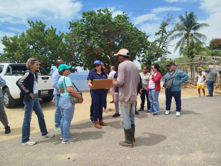 Mincyt evalúa proyectos productivos de la Red Científica y Tecnológica Acuícola en Sucre