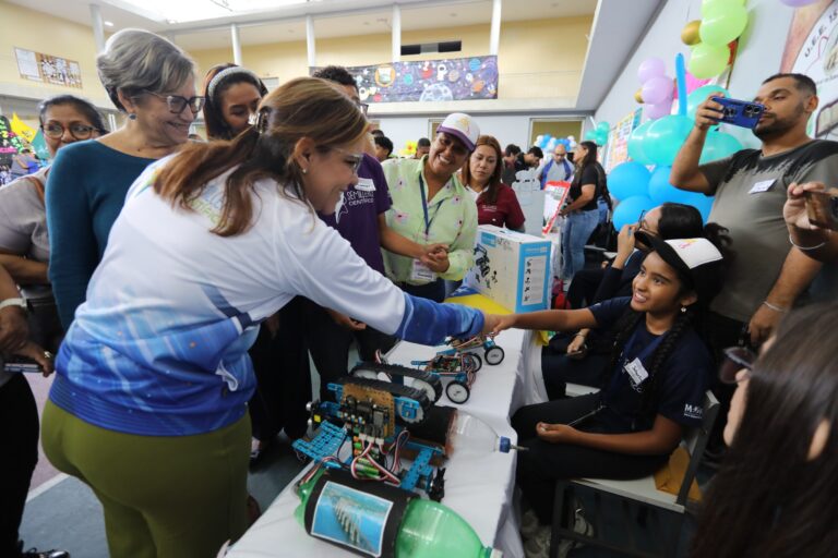 Feria estadal Miranda Innova 2025 muestra potencialidades de la juventud para la ciencia y la tecnología