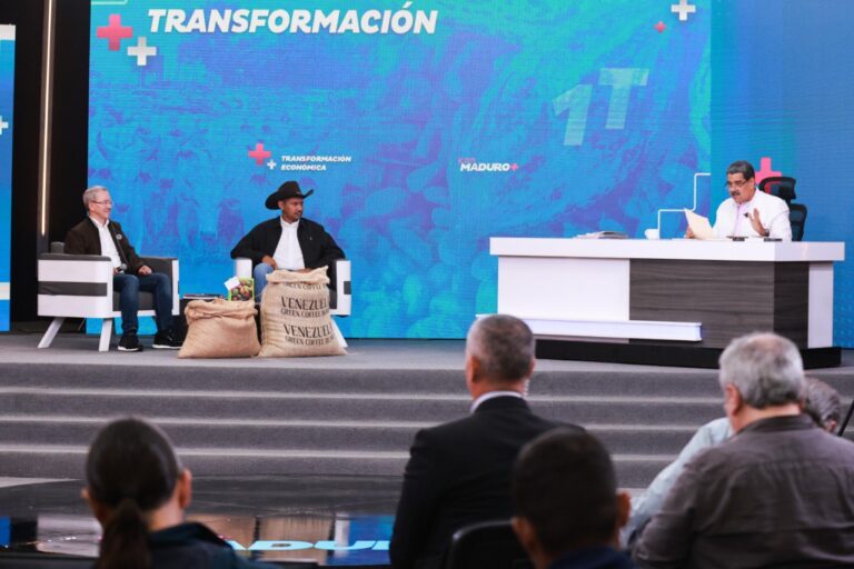 Presidente Maduro destaca labor del Poder Popular y cuerpos de seguridad para enfrentar realidad climática