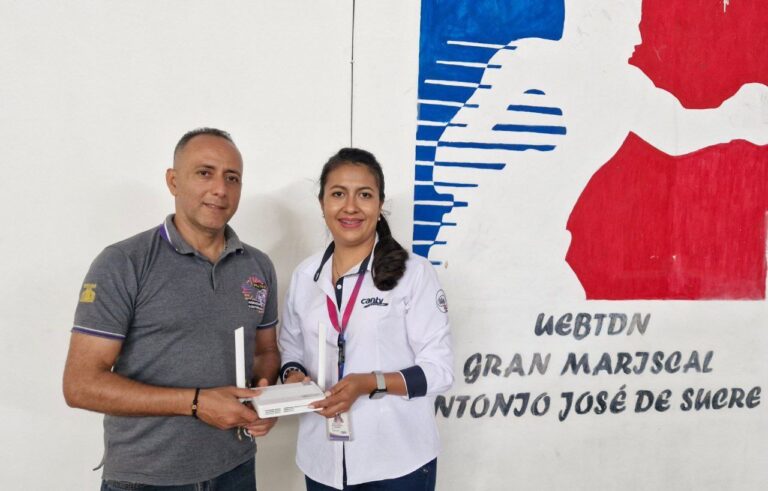 Aba Ultra conecta a instituciones educativas y CBIT en San Cristóbal(6)