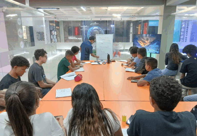Centro Didáctico para la Enseñanza de las Ciencias de Carabobo inicia curso de trigonometría para jóvenes