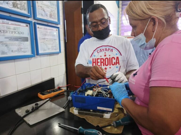 Plan Nacional Cayapa Heroica recupera equipos de laboratorio en la Unellez para fortalecer la educación
