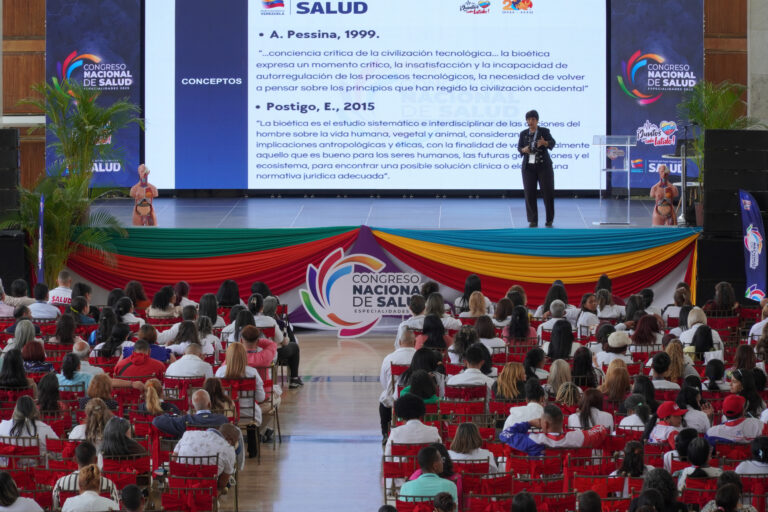 Más de 2 mil especialistas participan en el Congreso Nacional de Salud Especialidades 2025