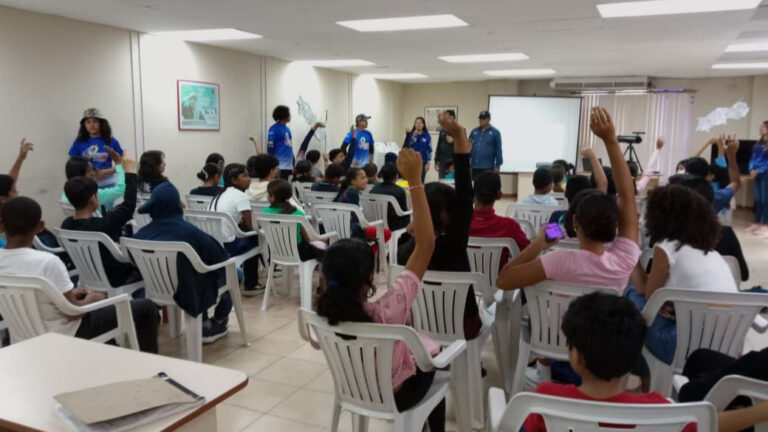 Fundacite Bolívar y CVG Venalum cierran con éxito Plan Vacacional de Astronomía en Ciudad Guayan(2)