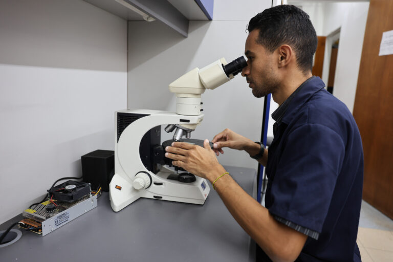Gobierno nacional y geólogos de la UCV trabajan por la sustentabilidad y desarrollo de nuevas tecnologías