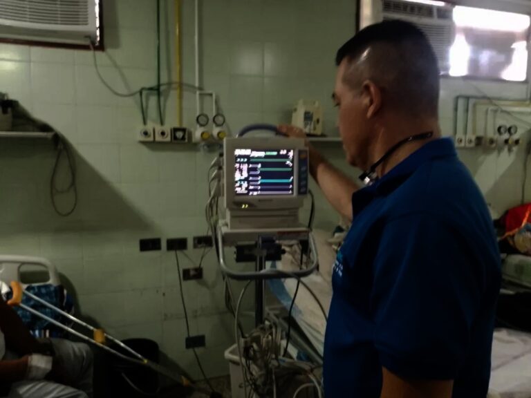 Plan Nacional Cayapa Heroica recupera equipos médicos en CDI César Augusto Ríos de Lara
