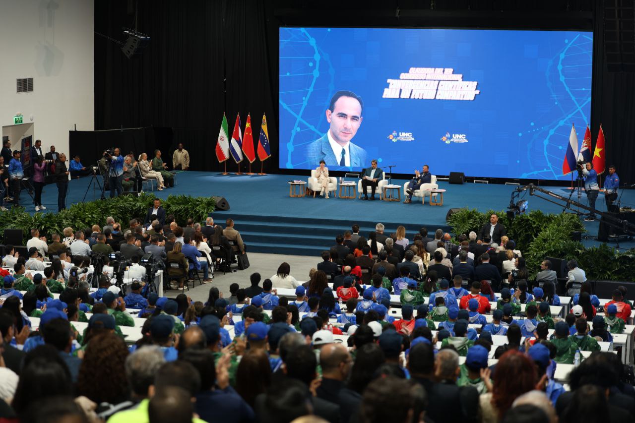 Presidente Nicolás Maduro destaca los avances de la ciencia y la tecnología para el desarrollo del país