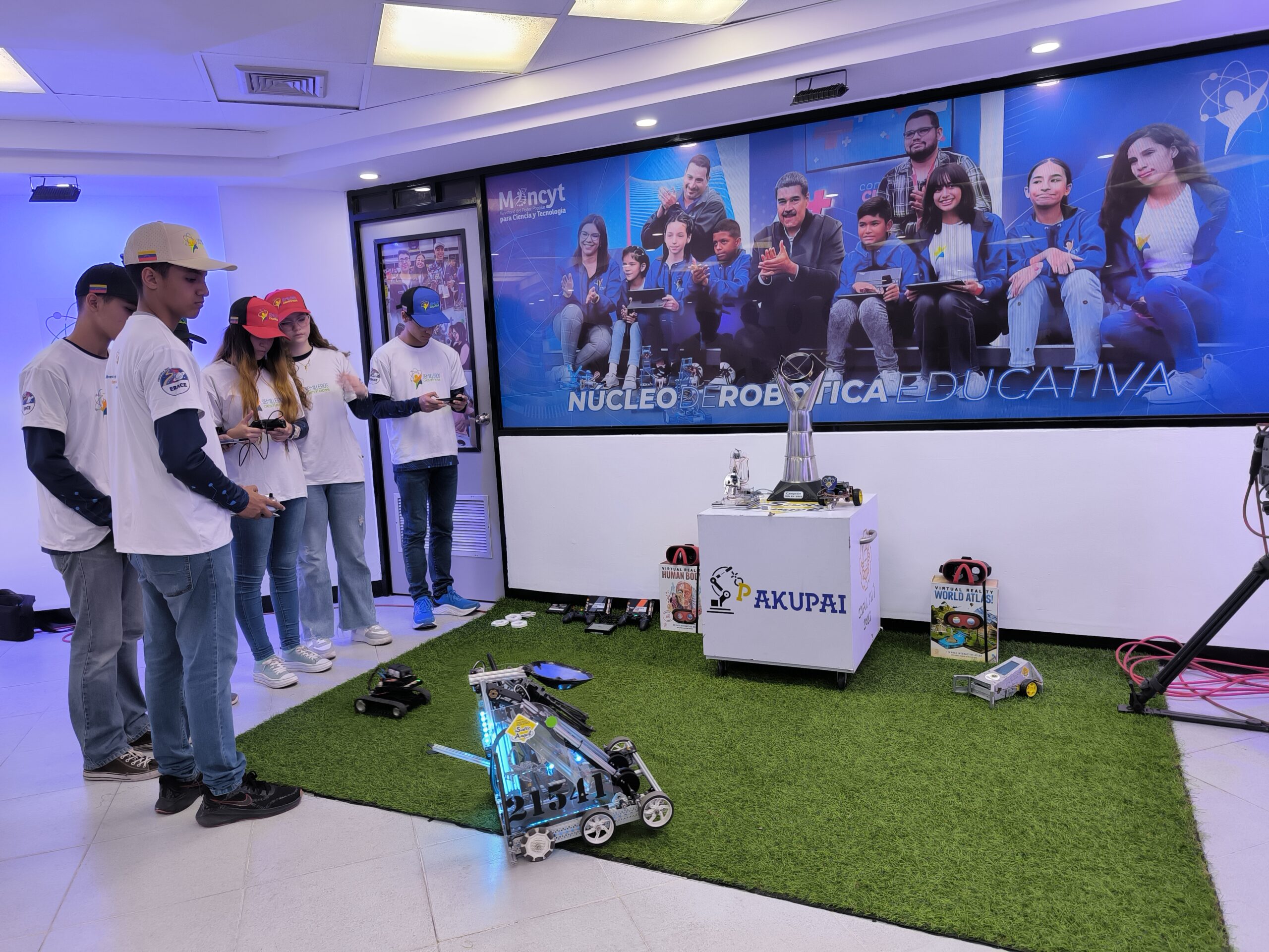 Venezuela inaugura mega Núcleo de Robótica Educativa Infantil y Juvenil en el Zulia