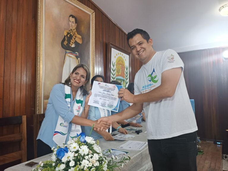 Barinas | Certifican a participantes del Plan de Formación de la Red Científica y Tecnológica de Cacao