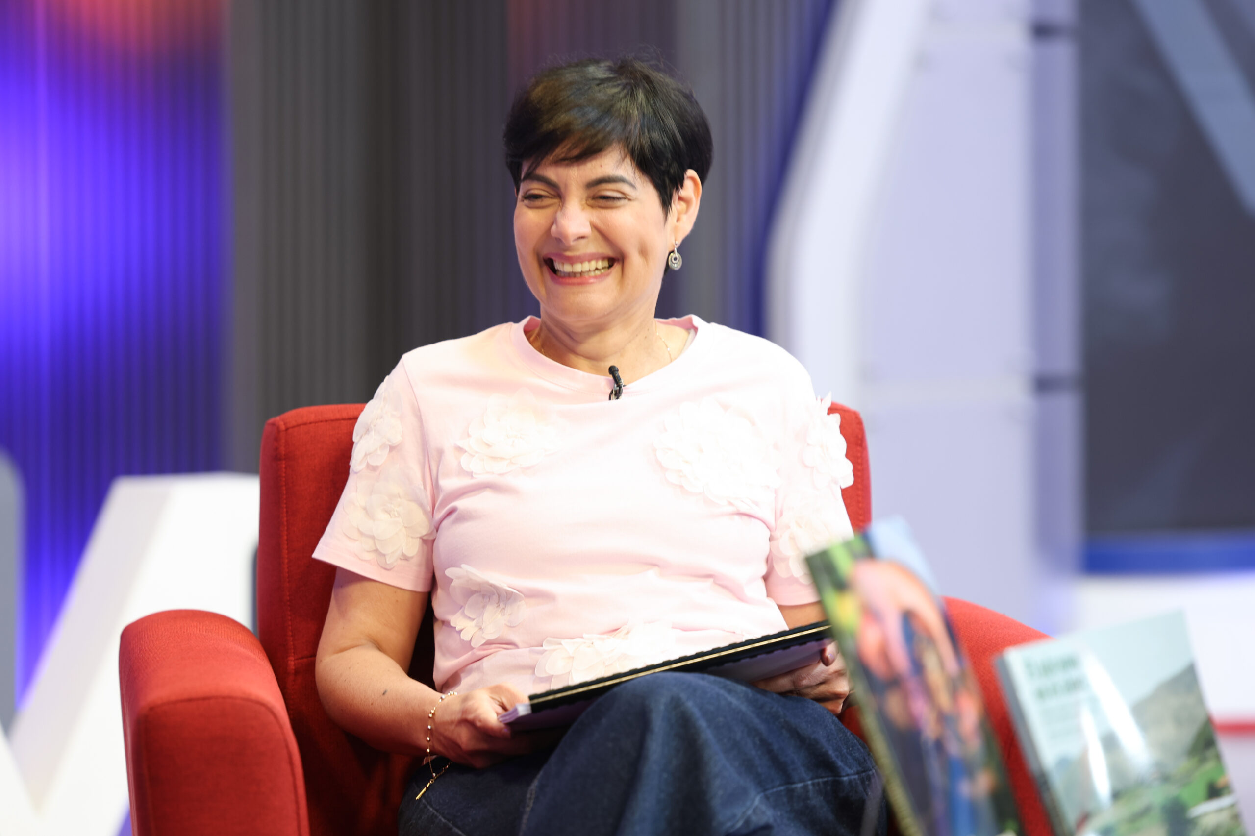 Ministra Gabriela Jiménez Ramírez Librería Mediática