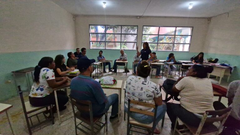 Cantv refuerza su colaboración con las comunidades caraqueñas con encuentros parroquiales 