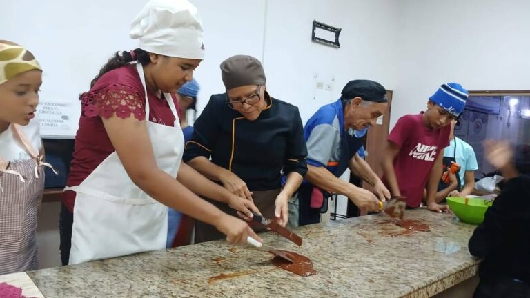 Fundacite Aragua fomenta conocimientos sobre el cacao venezolano a través de ChocochamosLa Escue (3)