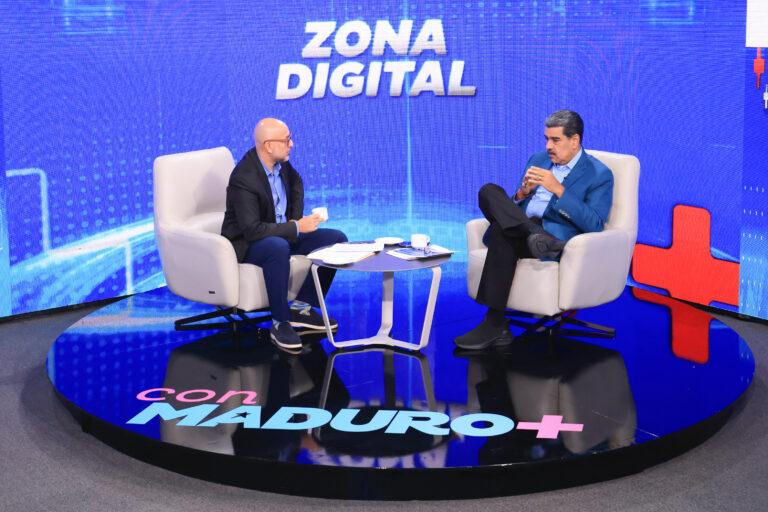 Presidente Maduro exhorta a la consolidación de una nueva economía nacional