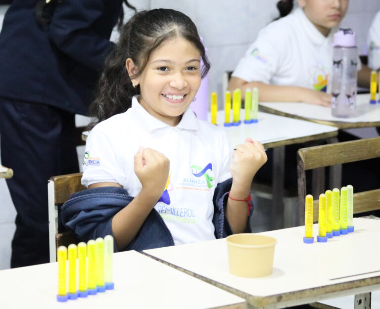 Estudiantes de Propatria viven una Aventura Junior sensorial para acercarse a la ciencia y la alimentación