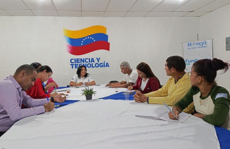 Promueven conformación de equipos promotores de la Gran Misión Ciencia en Sucre