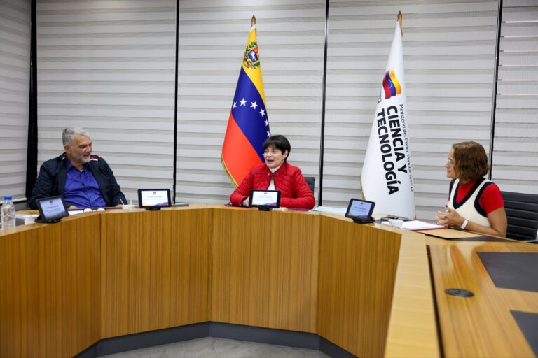 Vicepresidencia Sectorial de Ciencia, Tecnología, Ecosocialismo y Salud revisa agenda de acción para optimizar atención integral del pueblo venezolano