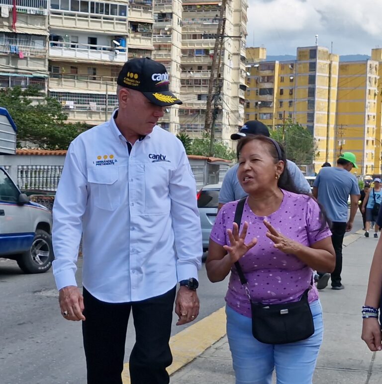Habitantes de Casalta III celebran la llegada de Aba Ultra 2