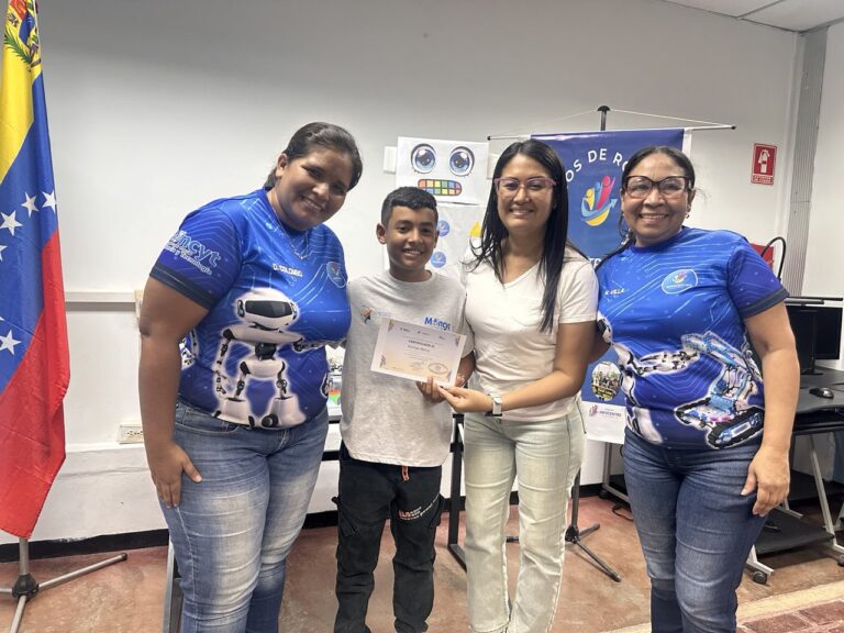 Celebran culminación del introductorio Aventuras Robótica Lara 2025 con entrega de certificados