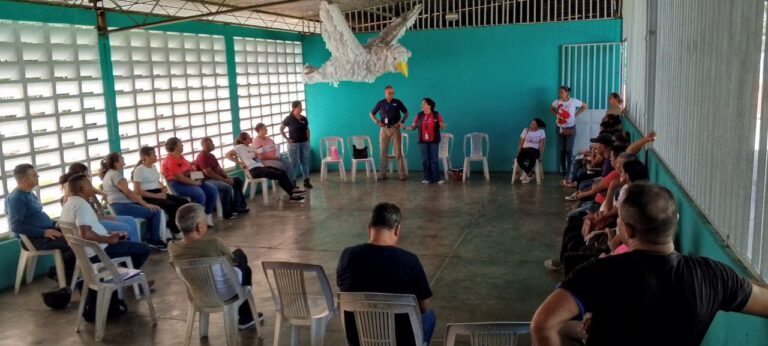 Más de 1.000 familias de Arenas avanzan hacia la conexión con fibra óptica 2