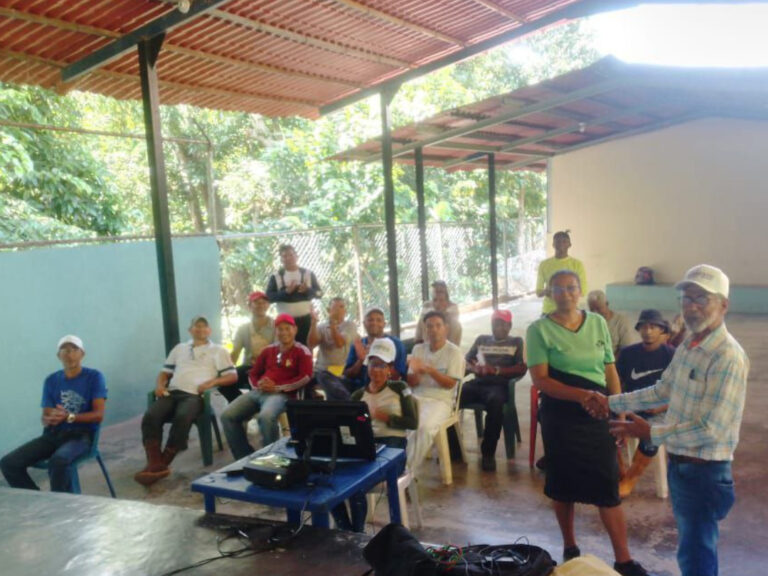 Sucre | Productores de Yaguaracual fortalecen sus saberes con el taller sobre manejo de suelos