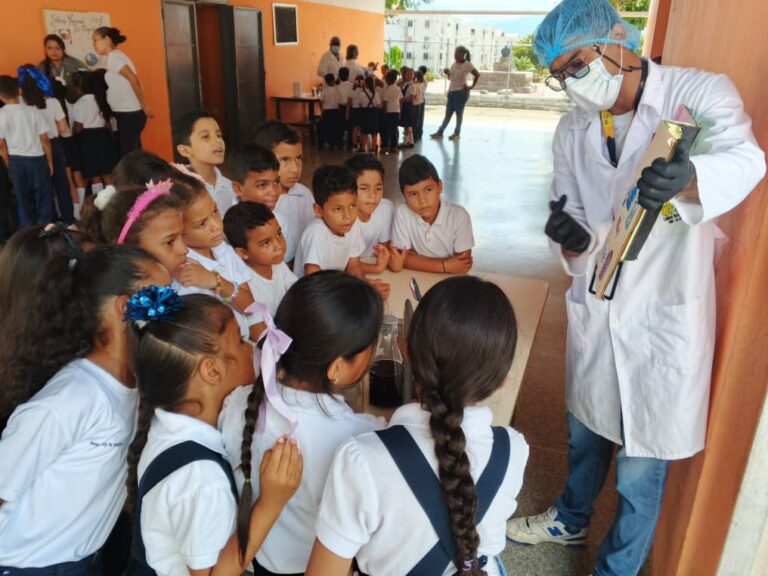 Ciepe fortalece la vocación científica infantil con actividades sobre la química de los alimentos