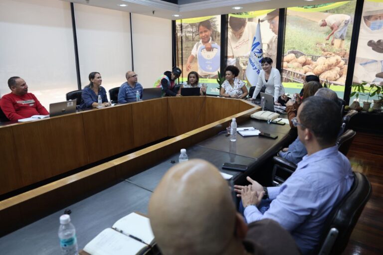 Venezuela impulsa Plan Nacional Científico-Tecnológico para el fortalecimiento del sector cacaotero