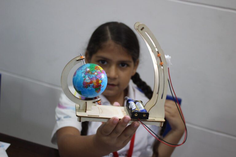 Semilleros Científicos vivieron una jornada aeroespacial como parte del I Congreso Internacional Espacial Un Futuro Compartido