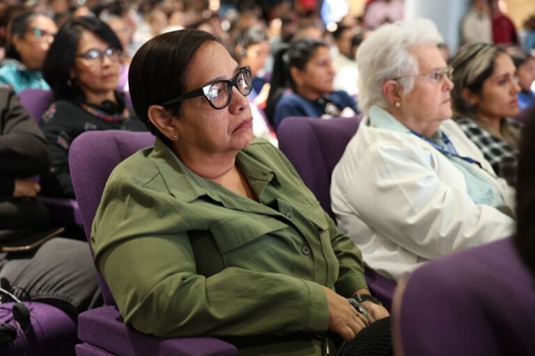 photo_5109832436299795312_y