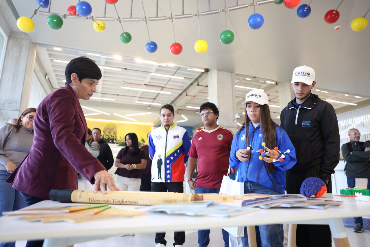 Universidad Nacional de las Ciencias Dr. Humberto Fernández-Morán ofrece educación de calidad y bienestar a jóvenes venezolanos