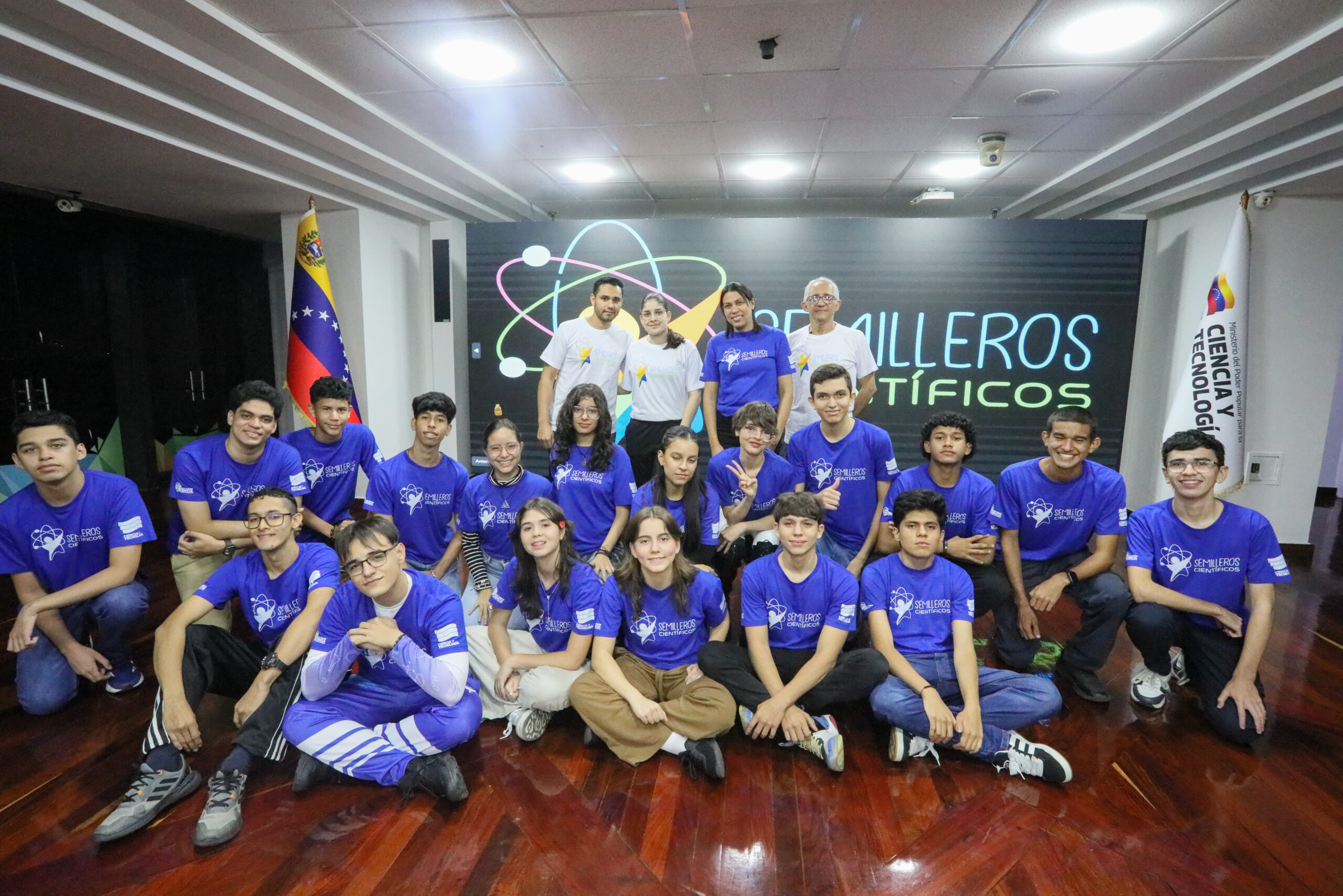 Venezuela conquista oro, plata y bronce en Olimpiada Mundial de Jóvenes Físicos