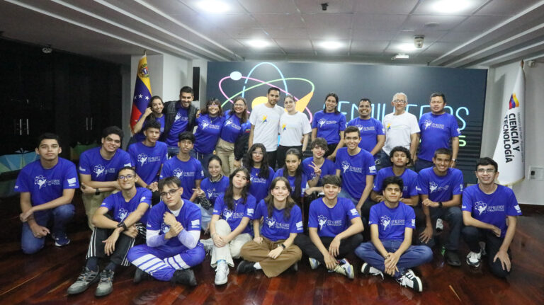 Semilleros participan en prueba final de la Olimpiada Mundial de Jóvenes Físicos 2025