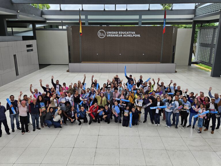 La Física del Béisbol revoluciona la enseñanza en Caracas