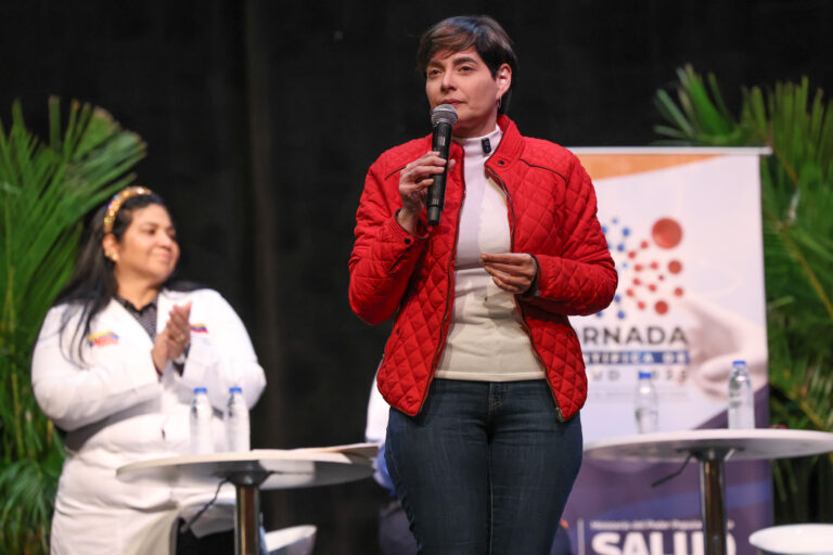 Vicepresidenta Sectorial Gabriela Jiménez Ramírez reflexiona sobre desafíos y avances en la ciencia aplicada a la salud