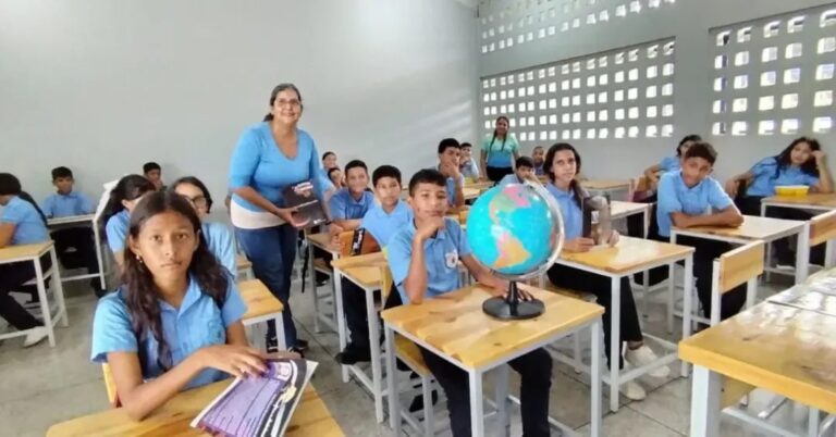 Estudiantes del Liceo Bolivariano Luis Beltrán Prieto Figueroa de Portuguesa se unen a la ciencia