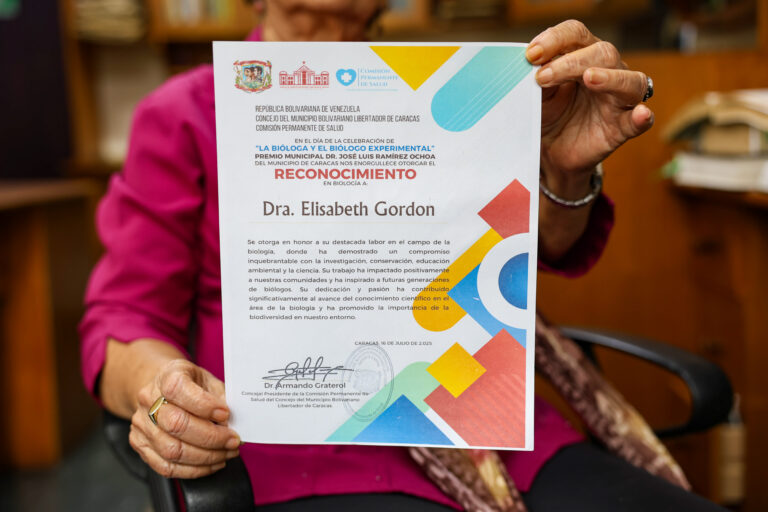 4apoyoelizabethgordon