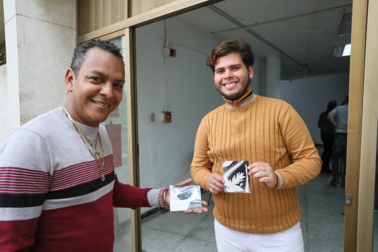 Estudiantes del Diplomado de Periodismo Científico del Mincyt participan en taller de fotografía