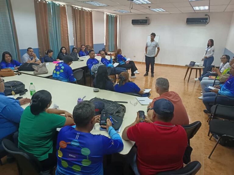 Falcón | Promueven formación STEAM para docentes de educación media general