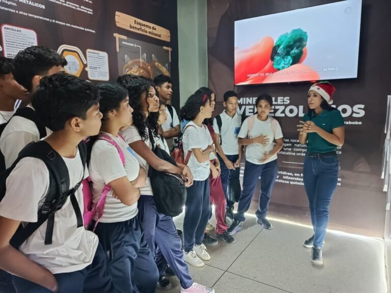 Ruta Científica Juvenil fomenta vocación en estudiantes carabobeños