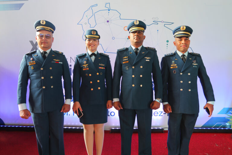 Venezuela consolida su soberanía tecnológica con programa integral para mantenimiento de aeronaves DA-40/42