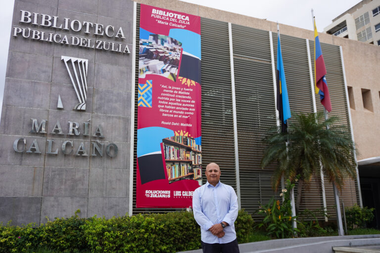 Revista Anartia se alza con Premio Especial de Ciencia y Tecnología