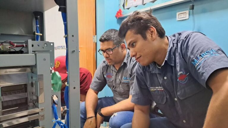 Cayapa Nacional Heroica repara equipos en centros de salud de La Guaira