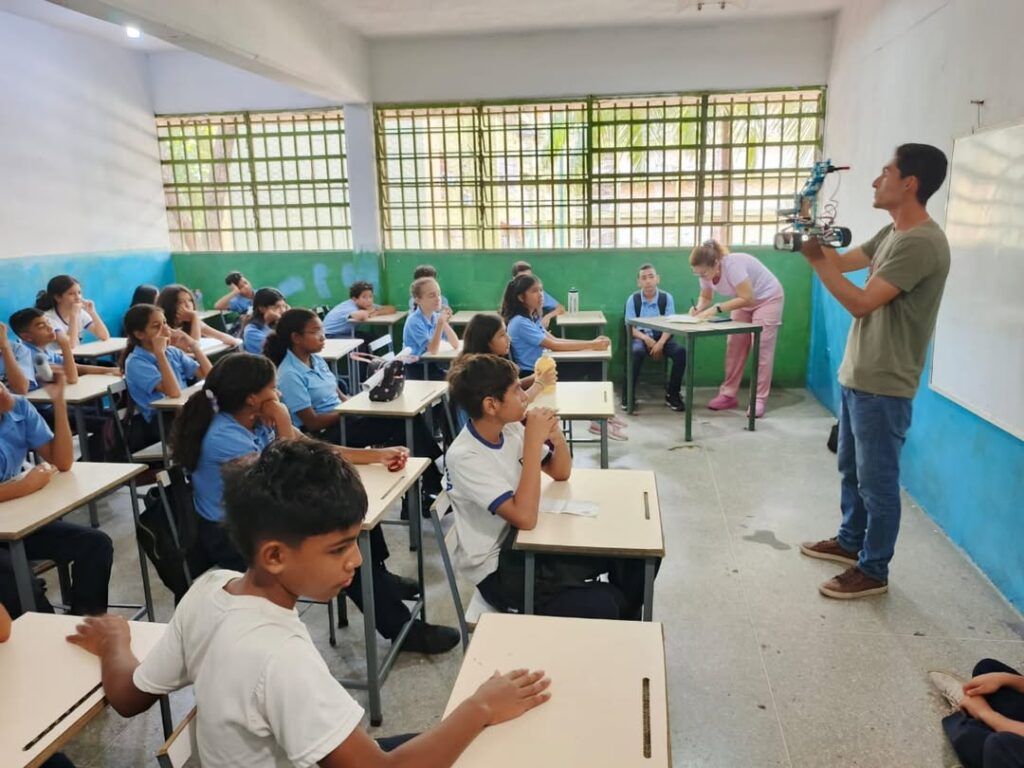 SaveClip.App_589657638_18383677135199094_7163952957202288577_n