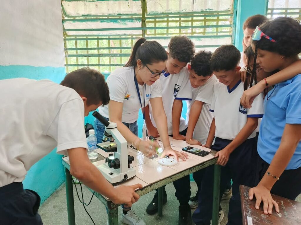 SaveClip.App_591105991_18383677192199094_2152958643946339735_n