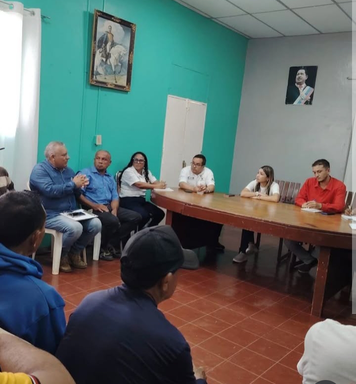 Productores de Falcón reciben asistencia técnica en producción pecuaria