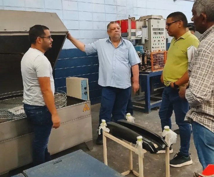 Gobierno Bolivariano evalúa laboratorios de la Escuela Técnica Industrial Robinsoniana Simón Rodríguez en Anzoátegui